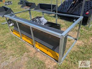 lot 179 image: Wolverine hydraulic dozer blade, 84...