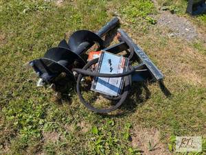 lot 184 image: Wolverine hydraulic post hole digge...
