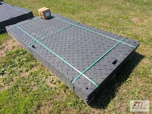lot 213 image: 15X 4ft x 8ft plastic ground mats w...