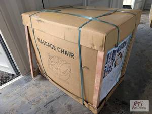 lot 232 image: Future FTS13 massage chair with LED...