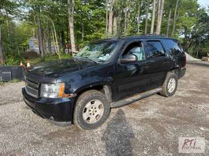 lot 26 image: 2012 Chevrolet Tahoe LT SUV. VIN 1G...