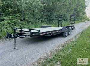 lot 32 image: 2025 Quality Trailers gooseneck 20f...