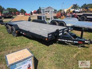 lot 33 image: Unused 2023 PJ quick tilt 20ft trai...