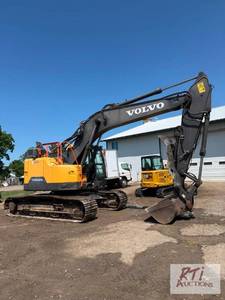 lot 73 image: Volvo ECR235EL excavator. 4026 hour...