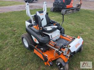 lot 116 image: New Stihl RZ 760i commercial zero t...