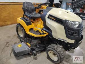 lot 120 image: 2013 Cub Cadet GTX 2000 Lawnmower. ...