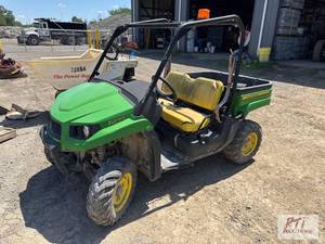 lot 126 image: John Deere Gator XUV560E utility ve...
