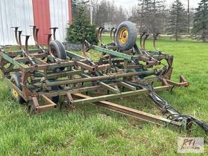 lot 144 image: John Deere 24ft cultivator. Oper...