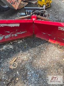 lot 172 image: Boss Smart Shield power V plow fo...