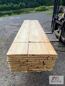 lot 206 image: Pallet of Barn Siding Spruce boards...