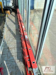 lot 235 image: NEW Michigan 40ft fiberglass extens...