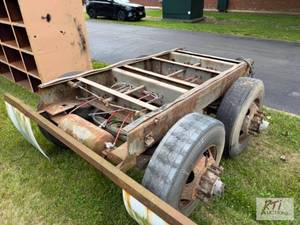 lot 4 image: Trailer frame with tandem axles....