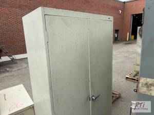 lot 68 image: (2) filing cabinets....