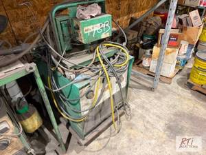 lot 148B image: Linde T-252 power supply with wire ...