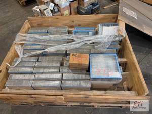 lot 158 image: Bulletproof Glass. 12IN X 12IN. 43 ...