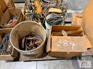 lot 284 image: Pipe fittings, rope, electric chain...