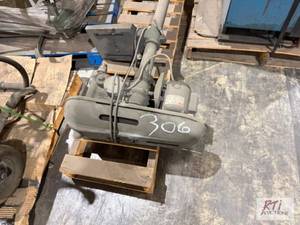 lot 306 image: Dayton standing drill press...