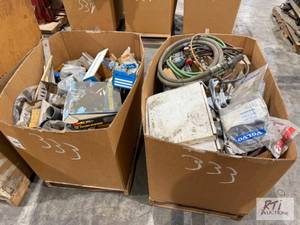 lot 333 image: Tractor trailer parts...