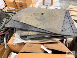 lot 334 image: Hose and wheel parts...