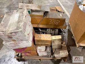 lot 338 image: Brake parts...