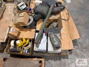 lot 344 image: Brake and truck parts...
