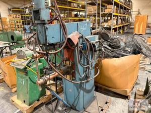 lot 367 image: Alphil spot welder...