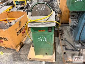 lot 369 image: Rockwell 3 phase plate sander...