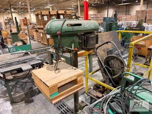 lot 386 image: Buffalo standing drill press...