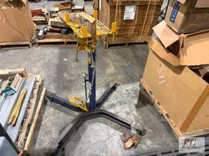 lot 392 image: Transmission jack...