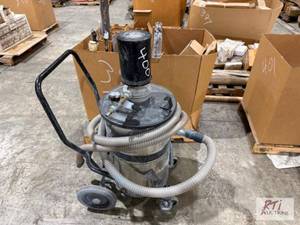 lot 400 image: Arco wand vacuum cleaner...