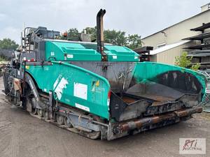 lot 2 image: Vogle Vision 5200-2i tracked paver,...