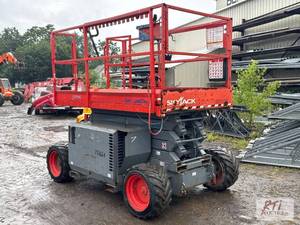 lot 7 image: Skyjack SJ6832 RT diesel rough terr...
