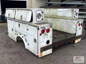 lot 14 image: UE fiberglass utility body for pick...