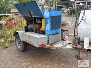 lot 28 image: Miller Big 40 diesel welder generat...