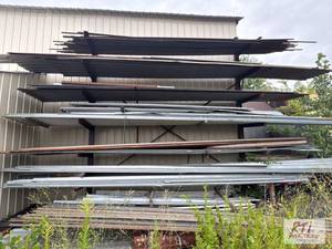 lot 33 image: Steel rack of galvanized roof and c...