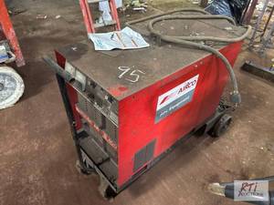 lot 95 image: Airco Pulse Arc 400 welder...