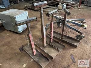 lot 100 image: (4) material stands...