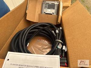 lot 14 image: Kinze planter monitor module (PMM) ...