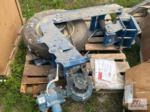 lot 96 image: John Blue meter pump and ground dri...