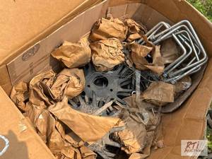 lot 102 image: Dawn trash wheel, 12 row. Located i...