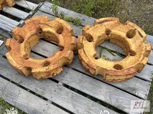 lot 125 image: (1) Set of industrial rear wheel we...