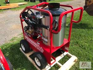 lot 9 image: New Magnum 4000 series hot high pre...