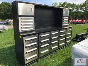 lot 15 image: Chery Industrial 30 drawer 10ft wor...