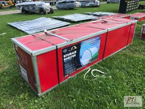 lot 23 image: Gold Mountain 30ft x 40ft x 15ft si...