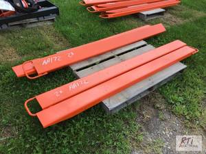 lot 82 image: 2X 82in fork extensions. MDI Item ...