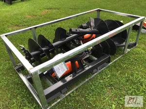 lot 87 image: 2X Wolverine hydraulic post hole di...