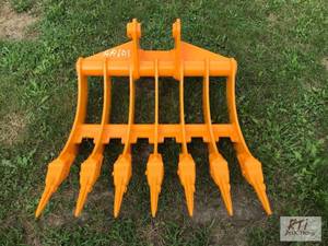 lot 88 image: 32in rake for Cat 305 sized excavat...