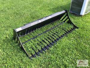 lot 93 image: 66in high side rock bucket for skid...