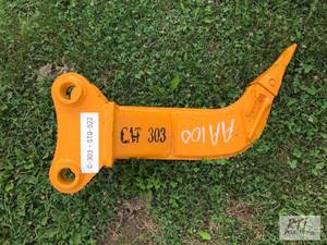 lot 101 image: Frost tooth for Cat 303 sized excav...