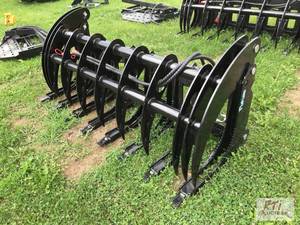 lot 108 image: Future 6ft log grapple bucket for s...